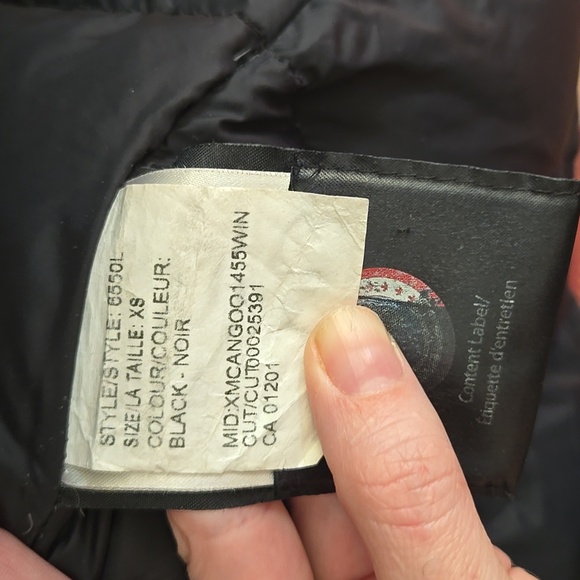 PRICED TO SELL trillium parka - Picture 8 of 11